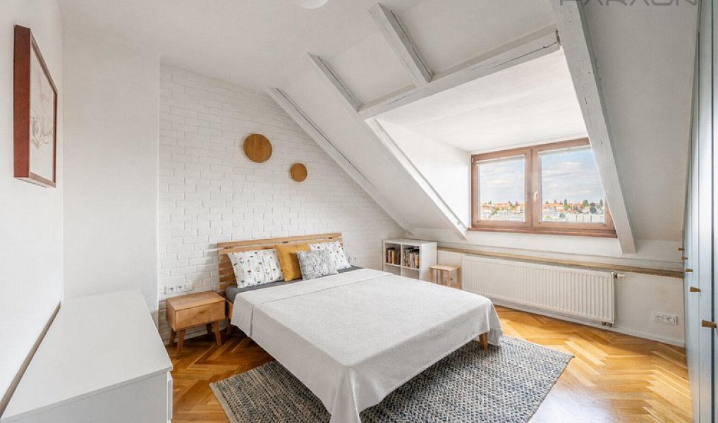 Prodej bytu 4+kk 160 m², Praha – náhled fotky 4