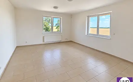 Pronájem bytu 3+1 105 m², V Alejíčkách, Zbuzany, okres Praha-západ
