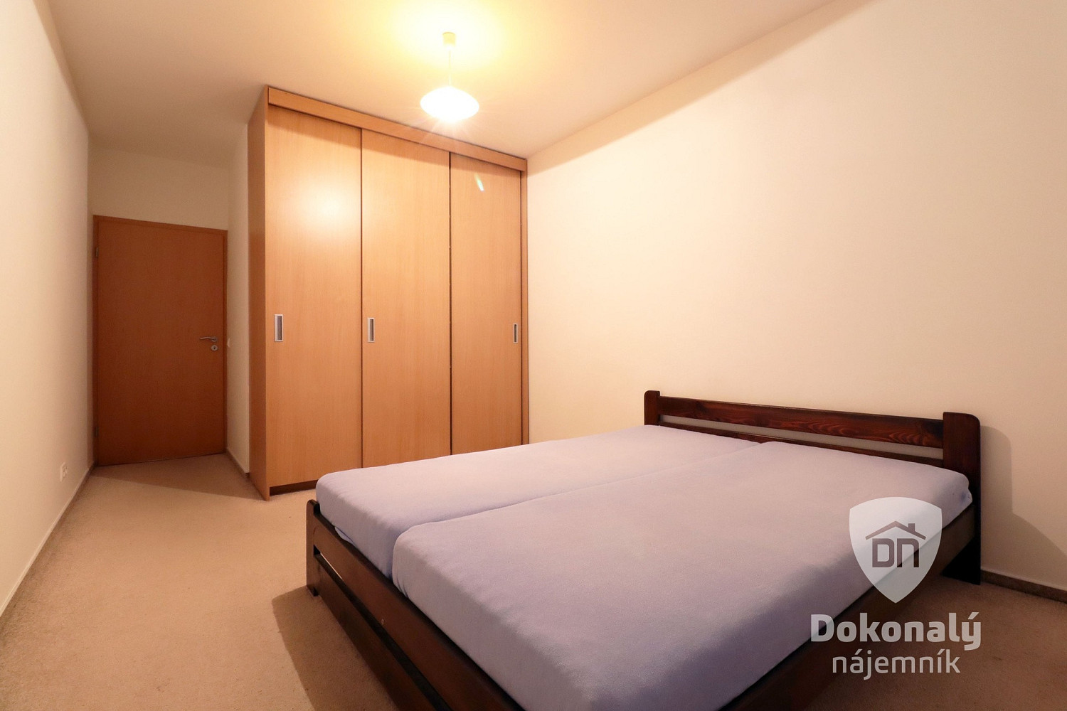 Pronájem bytu 2+kk 56 m² - Widok 2