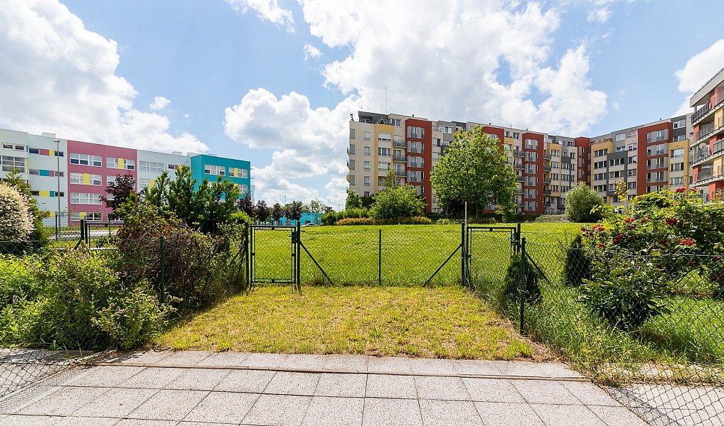 Pronájem bytu 1+kk 29 m², Praha – náhled fotky 2