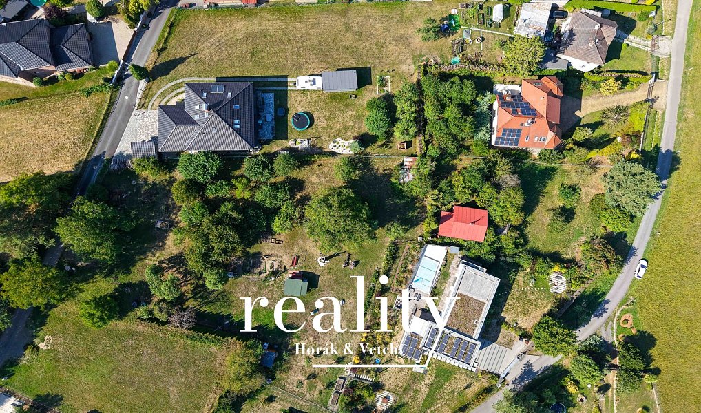 Prodej stavebního pozemku 2 200 m², Hranice – náhled fotky 20
