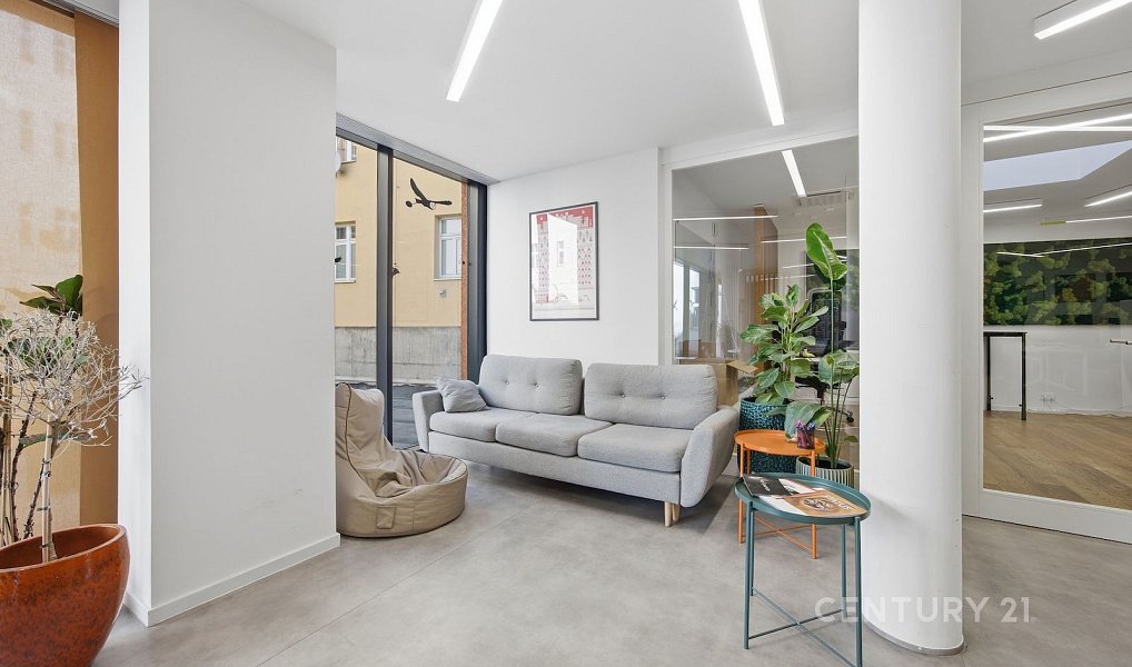 Pronájem kanceláře 232 m², Praha – náhled fotky 11