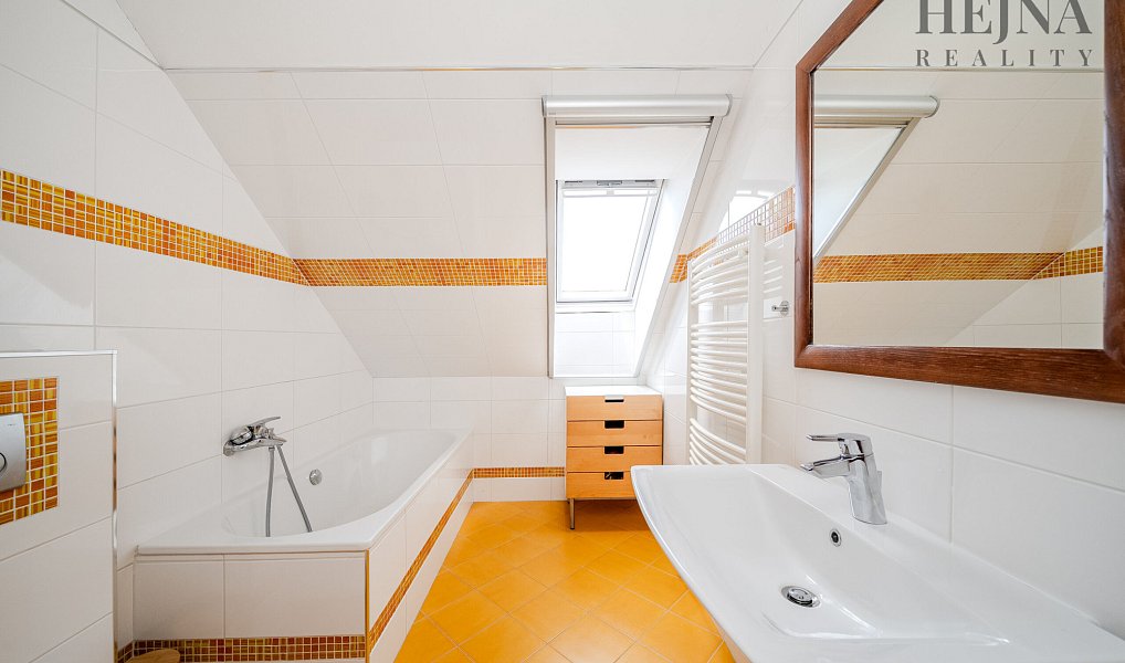 Prodej domu 311 m² s pozemkem 1 321 m², Havířov – náhled fotky 25