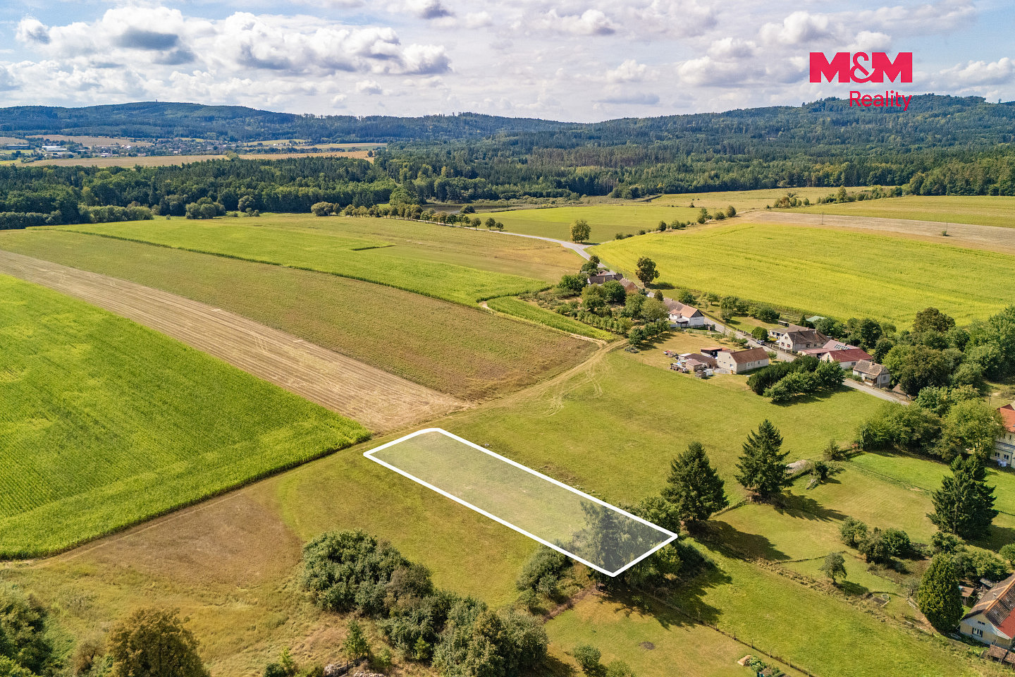 Prodej stavebního pozemku 2 696 m² – fotografie 3
