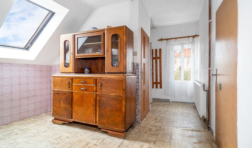 Prodej domu 160 m² s pozemkem 1 008 m², Miskovice – náhled fotky 20