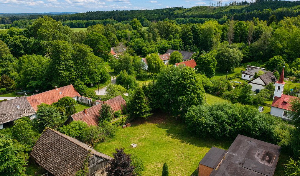 Prodej domu 263 m² s pozemkem 3 091 m², Staré Město pod Landštejnem – náhled fotky 2