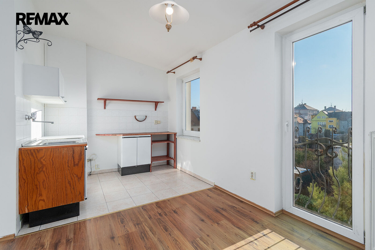 Prodej bytu atypického 70 m² – fotografie 2
