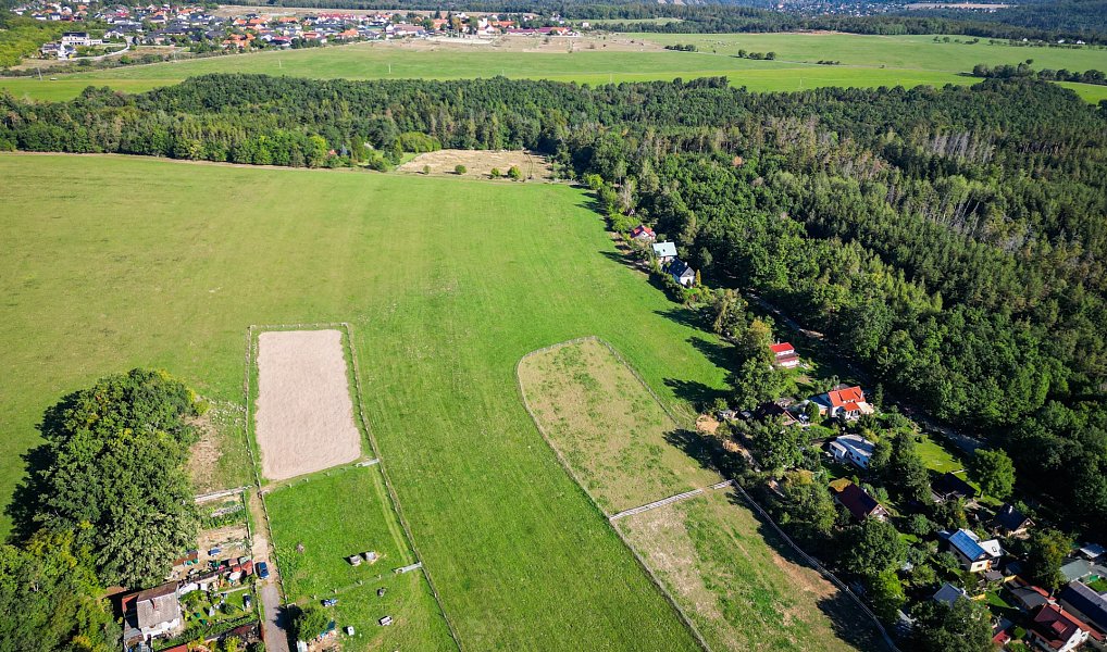 Prodej louky, 4326 m², Praha-západ, Klínec