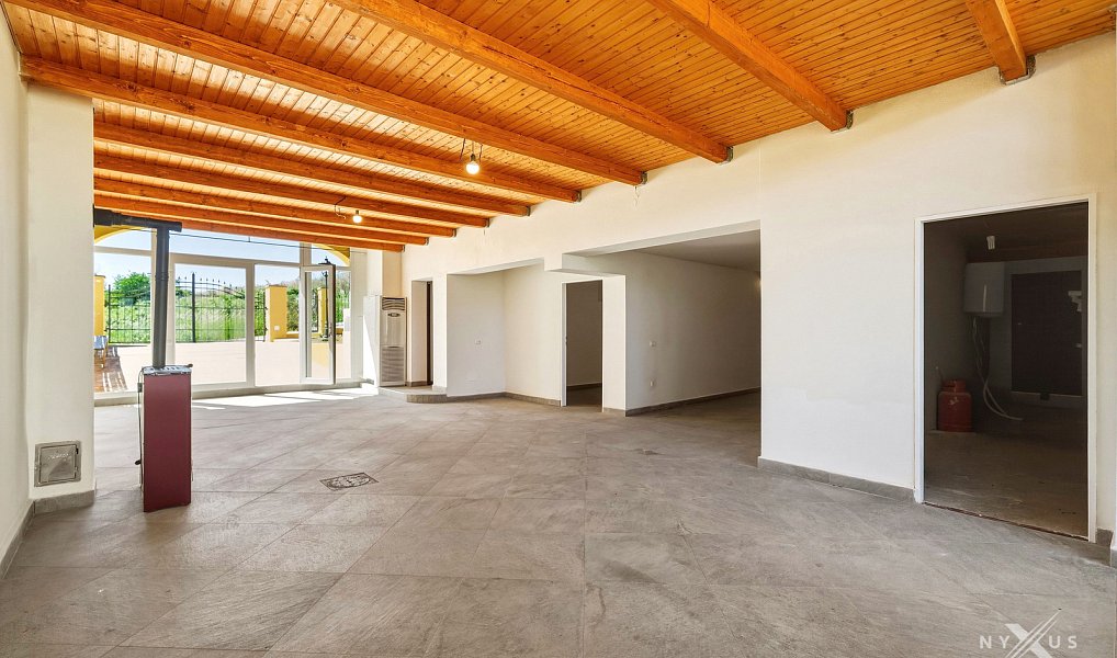 Prodej domu 375 m² s pozemkem 317 m², Černolice – náhled fotky 5