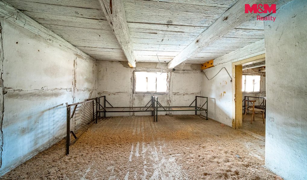 Prodej stavebního pozemku 3 672 m², Křešice – náhled fotky 3
