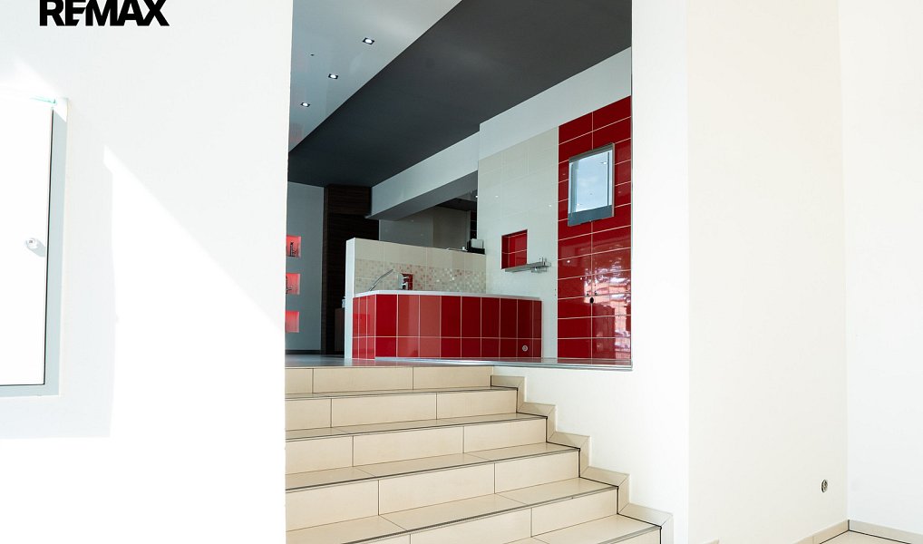 Prodej obchodních prostor 290 m², Kyjov – náhled fotky 10