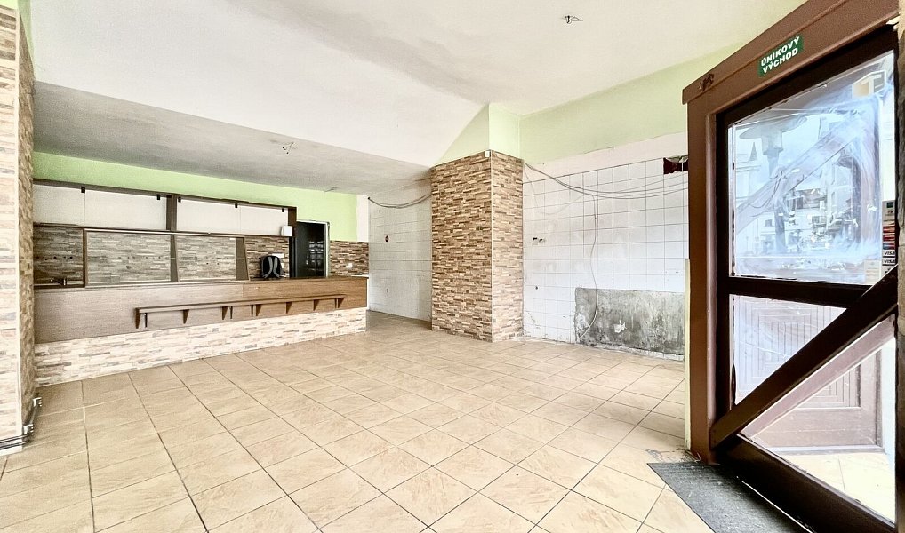 Pronájem obchodních prostor 126 m², Turnov – náhled fotky 9