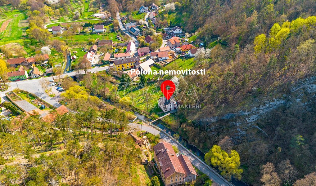 Prodej domu 312 m² s pozemkem 3 785 m², Beroun – náhled fotky 42