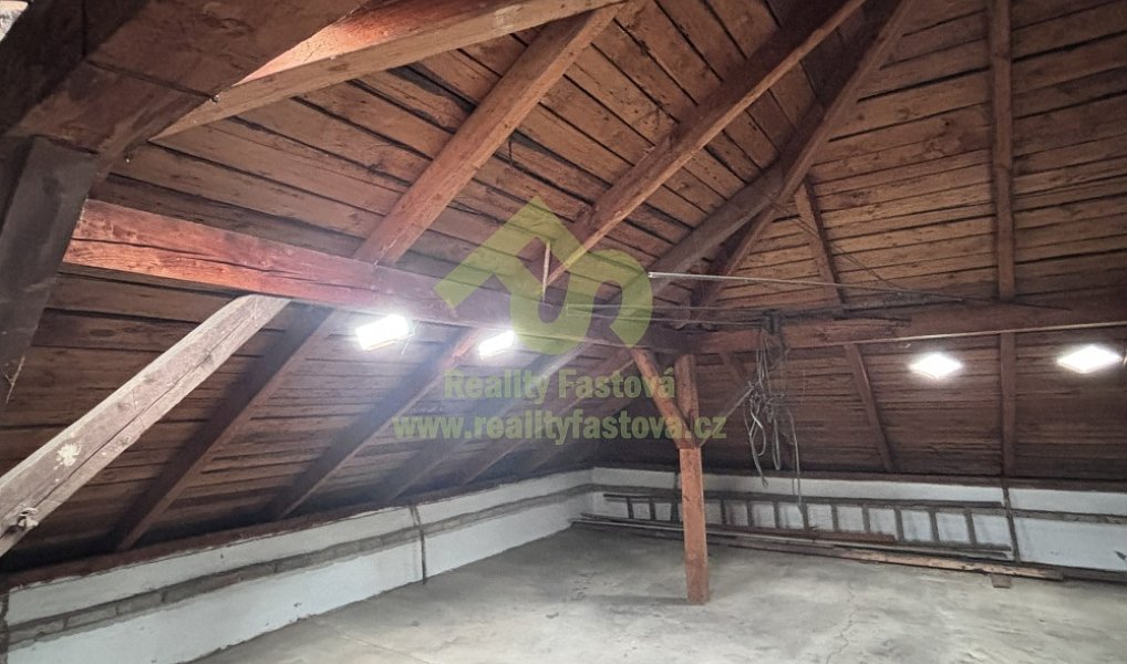 Prodej domu 228 m² s pozemkem 1 076 m², Rokycany – náhled fotky 42