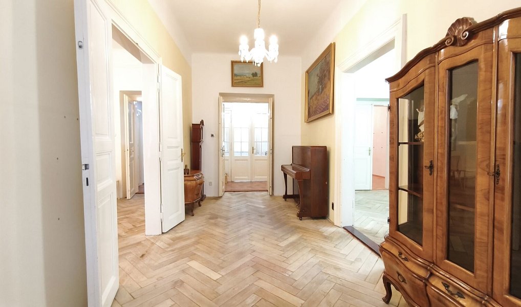 Prodej bytu 4+1 121 m², Praha – náhled fotky 4