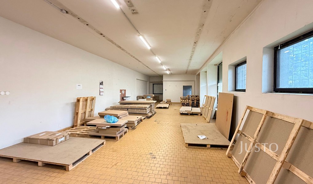 Pronájem skladovacích prostor 280 m², Krupka – náhled fotky 6