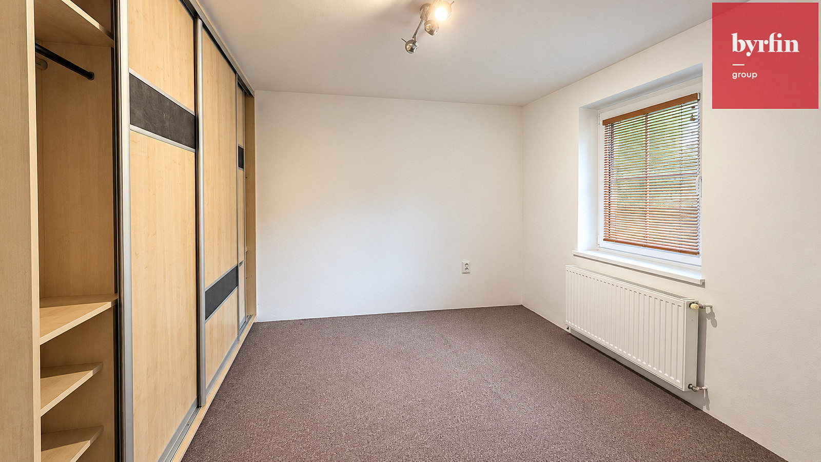 Pronájem bytu 2+kk 32 m² – fotografie 4