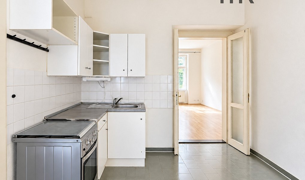 Prodej bytu 3+1 84 m², Praha – náhled fotky 2