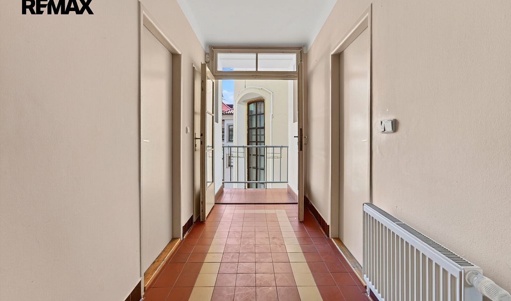 Pronájem kanceláře 130 m², Praha – náhled fotky 18