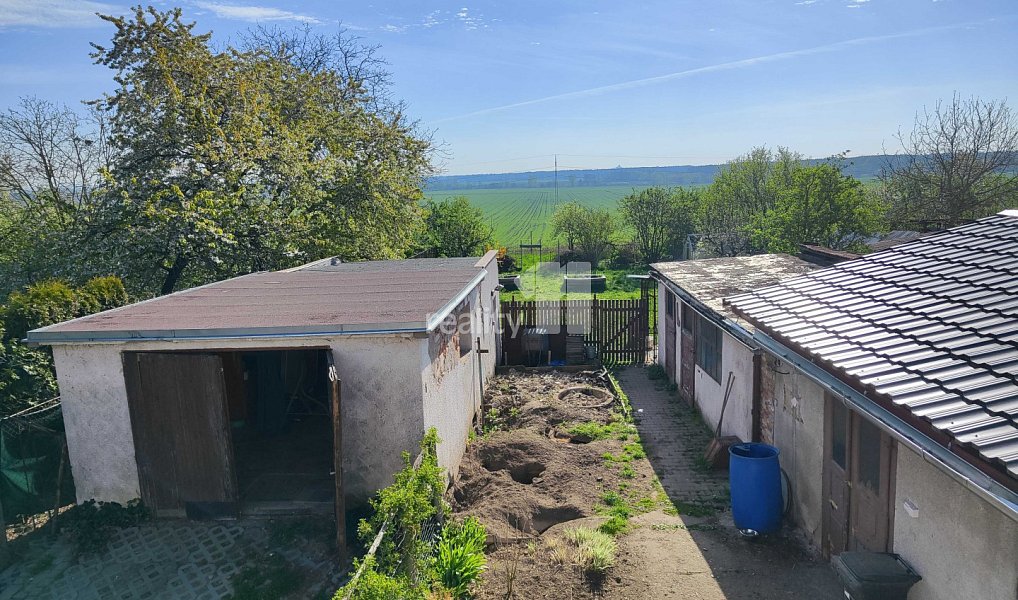 Prodej domu 206 m² s pozemkem 750 m², Křičeň – náhled fotky 35