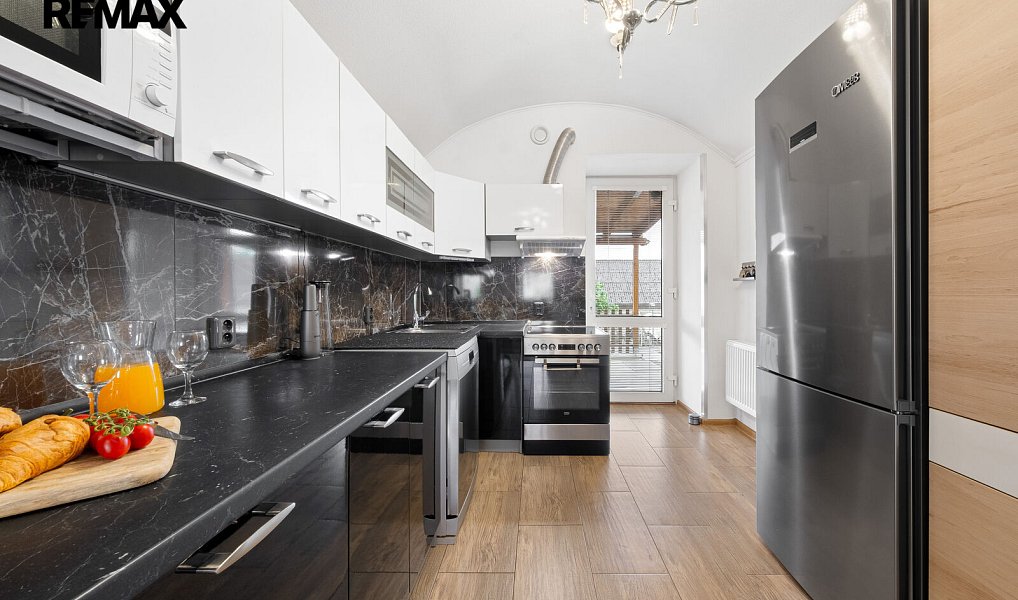 Prodej domu 104 m² s pozemkem 862 m², Zvěstovice – náhled fotky 3