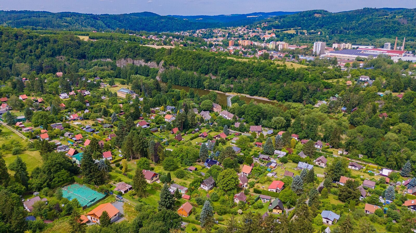 Prodej stavebního pozemku 800 m² — photo 3