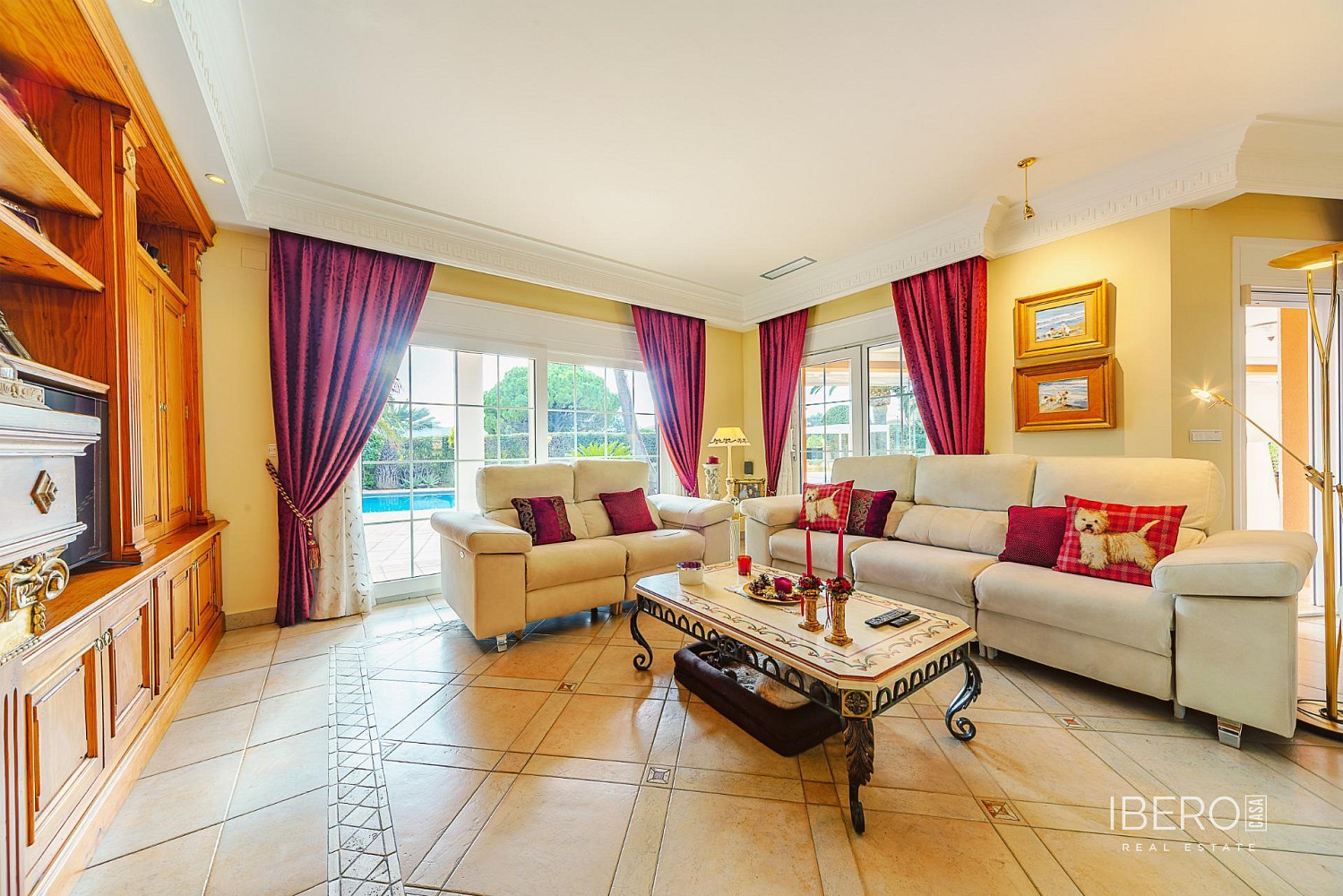 Prodej domu 580 m² s pozemkem 1 705 m² – pohled 4