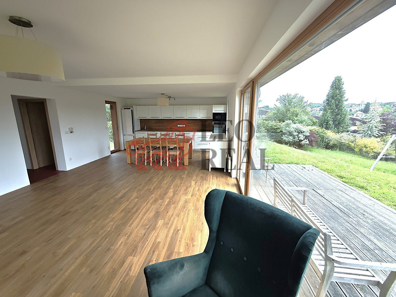 Prodej domu 107 m² s pozemkem 804 m² — photo 3