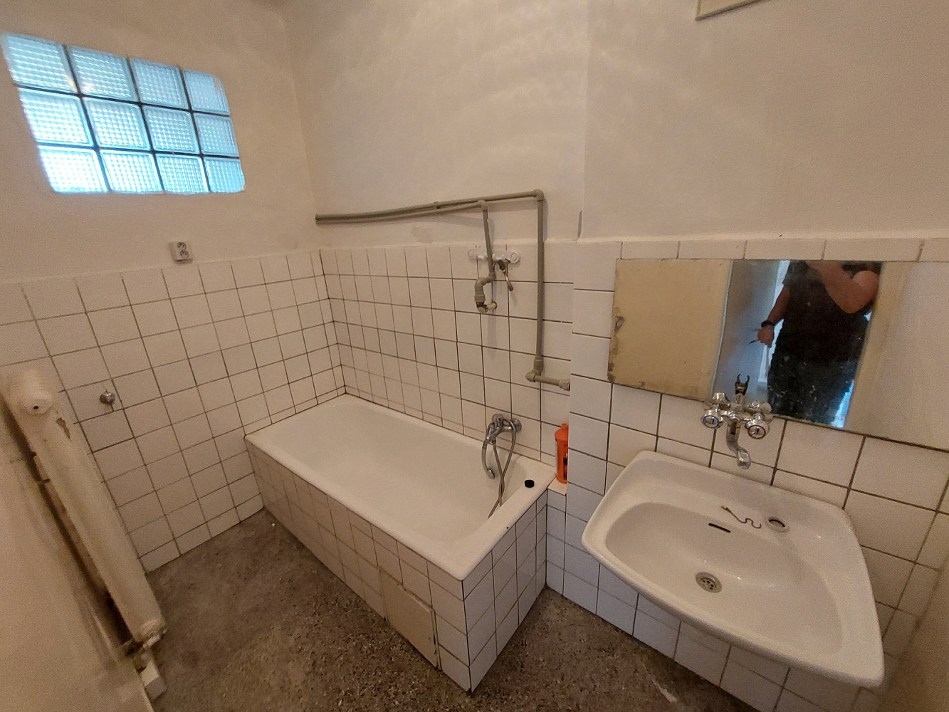 Pronájem bytu 2+1 92 m² – fotografie 3