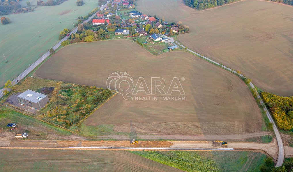 Prodej stavebního pozemku 8 280 m², Chotýšany – náhled fotky 4