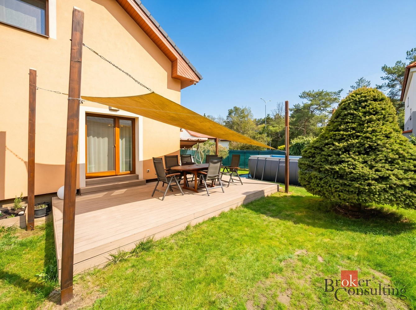 Prodej domu 268 m² s pozemkem 708 m² – pohled 6