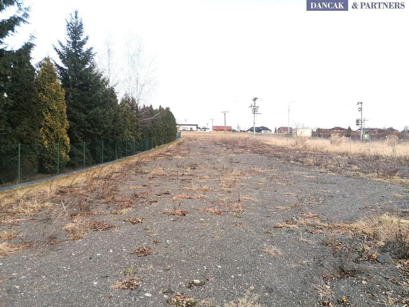 Pronájem komerčního pozemku 1 688 m²