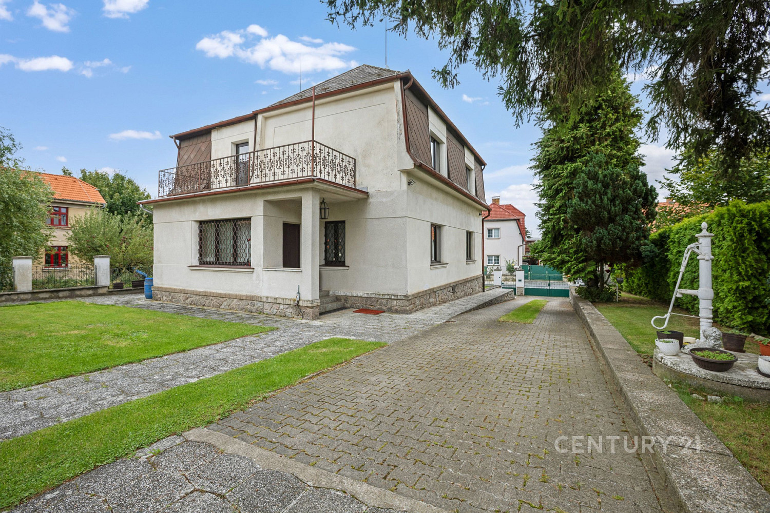Prodej domu 215 m² s pozemkem 1 960 m² – fotografie 3