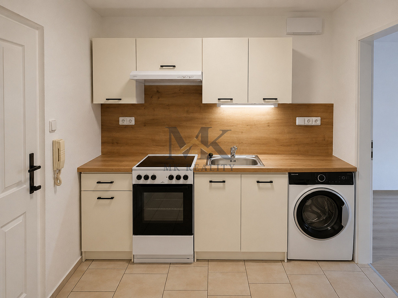 Pronájem bytu 1+1 35 m²