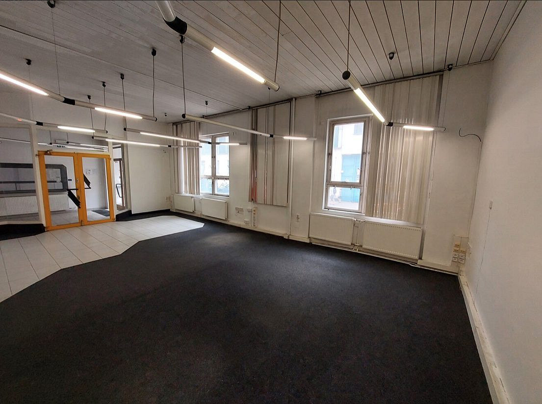 Pronájem obchodních prostor 53 m² – fotografie 3