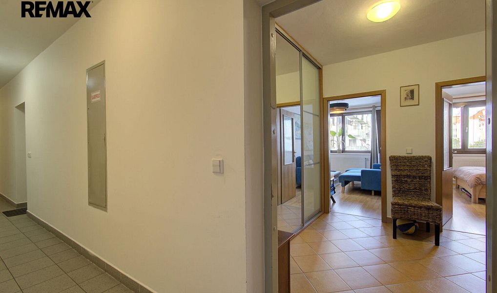 Prodej bytu 2+kk 54 m², Praha – náhled fotky 9