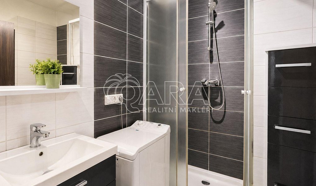 Prodej bytu 3+kk 56 m², Praha – náhled fotky 8