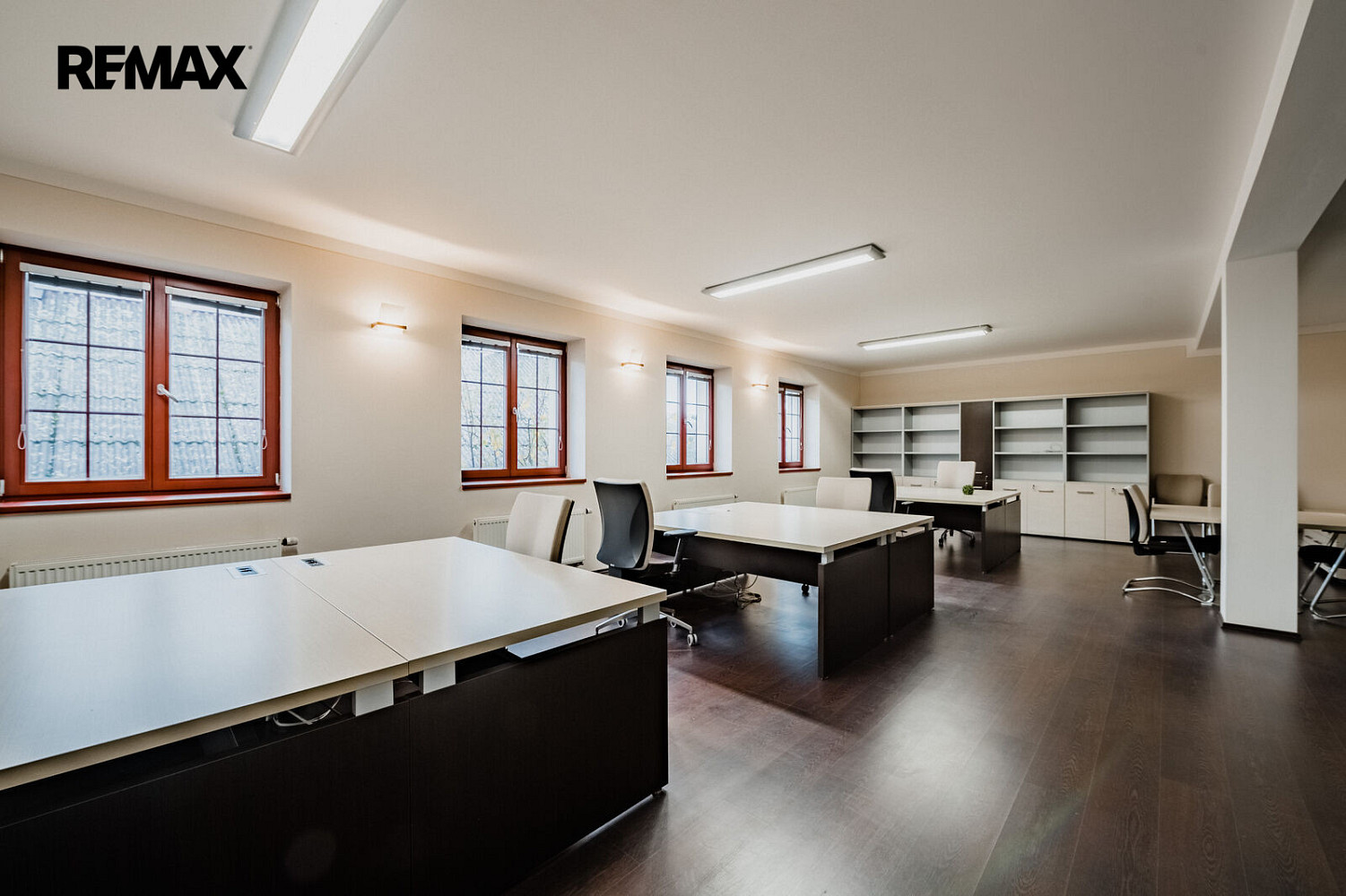 Prodej kanceláře 214 m² – fotografie 5