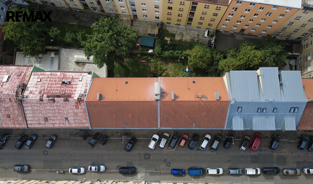 Pronájem bytu 2+kk 48 m², Praha – náhled fotky 16