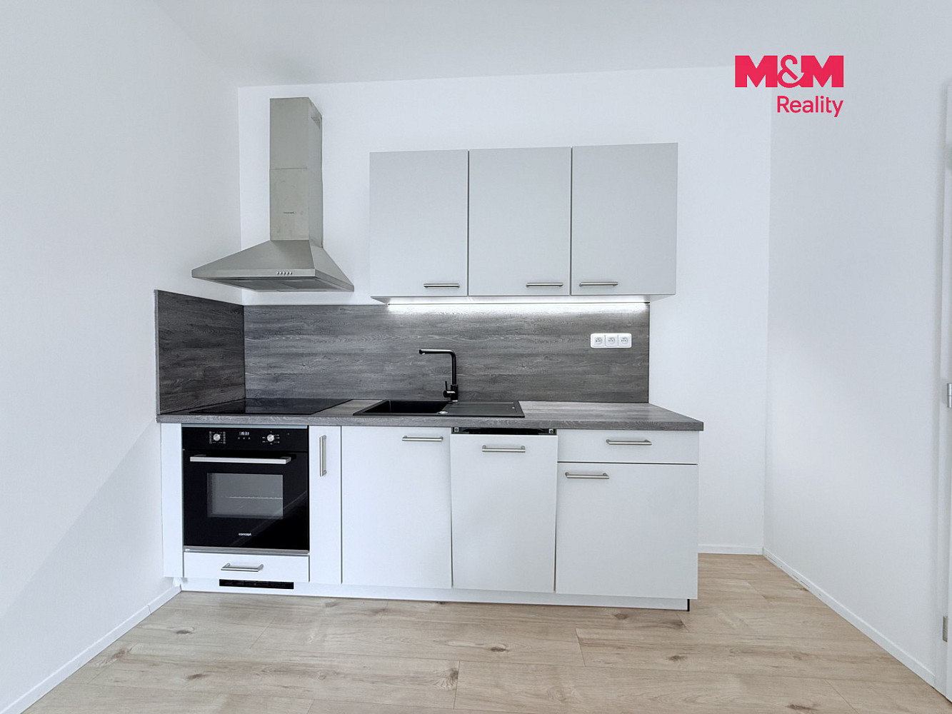 Pronájem bytu 1+kk 26 m² – fotografie 2