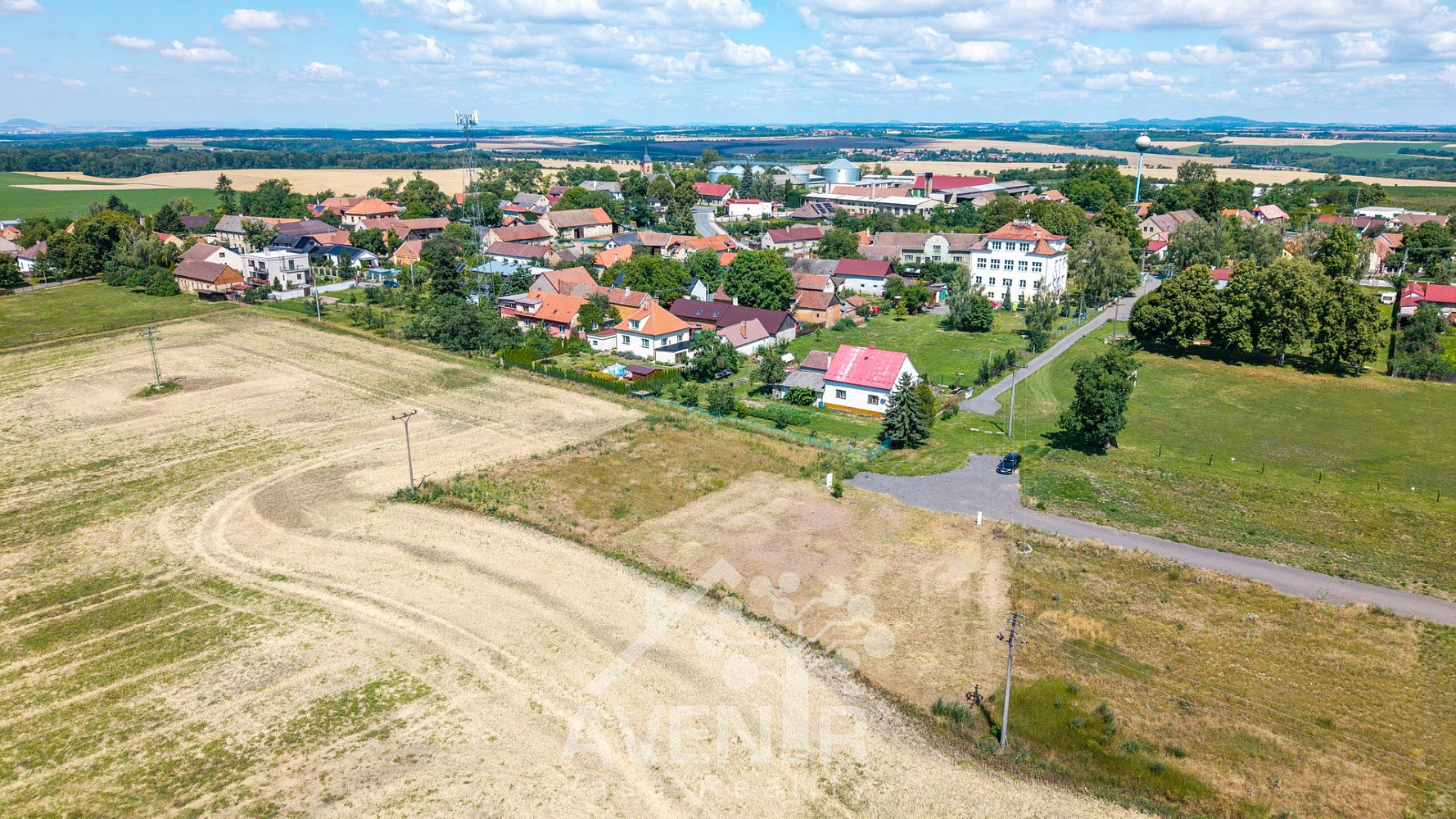 Prodej stavebního pozemku 815 m² — photo 4