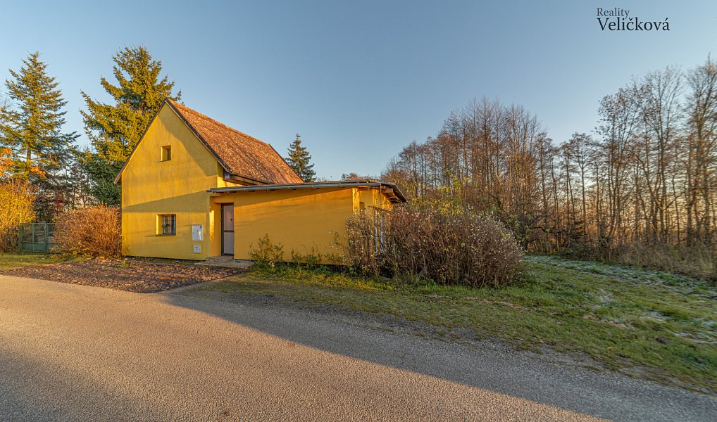 Prodej stavebního pozemku 1 291 m², Stěžery – náhled fotky 8