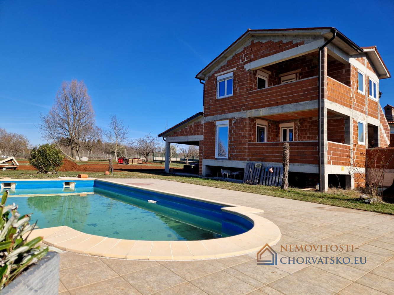 Prodej domu 172 m² s pozemkem 949 m² - Vista 2
