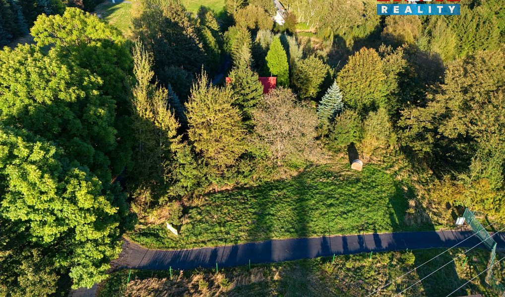 Prodej stavebního pozemku 1 645 m², Blatno – náhled fotky 2