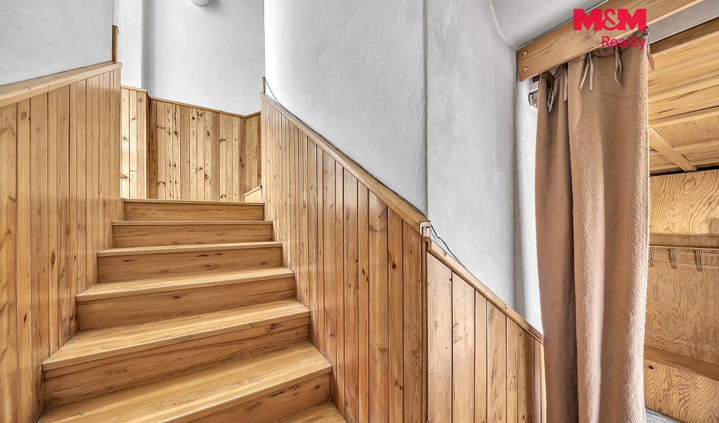 Prodej domu 179 m² s pozemkem 896 m², Hořice – náhled fotky 9