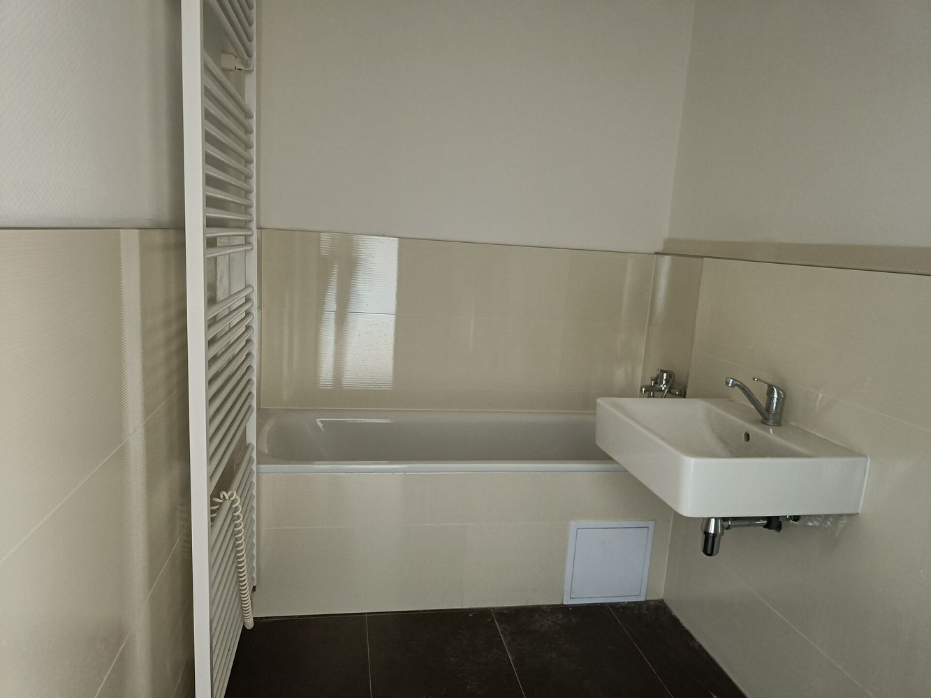 Pronájem obchodních prostor 100 m² – fotografie 4
