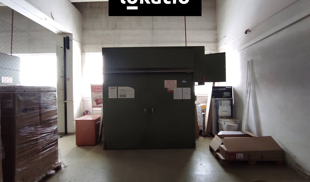 Pronájem skladovacích prostor 3 610 m², Hradec Králové – náhled fotky 6