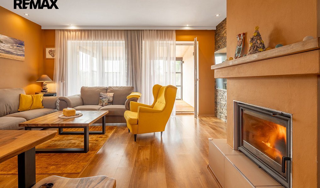 Prodej domu 199 m² s pozemkem 524 m², Hovorčovice – náhled fotky 14