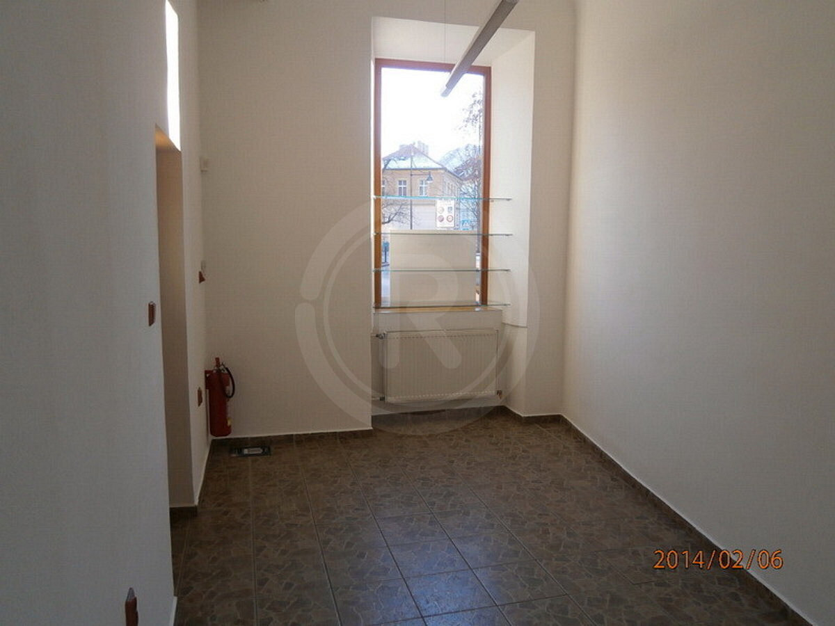 Pronájem obchodních prostor 15 m² – fotografie 5