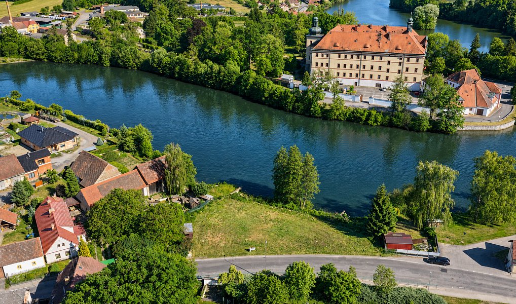 Prodej stavebního pozemku 1 470 m², Lnáře – náhled fotky 3